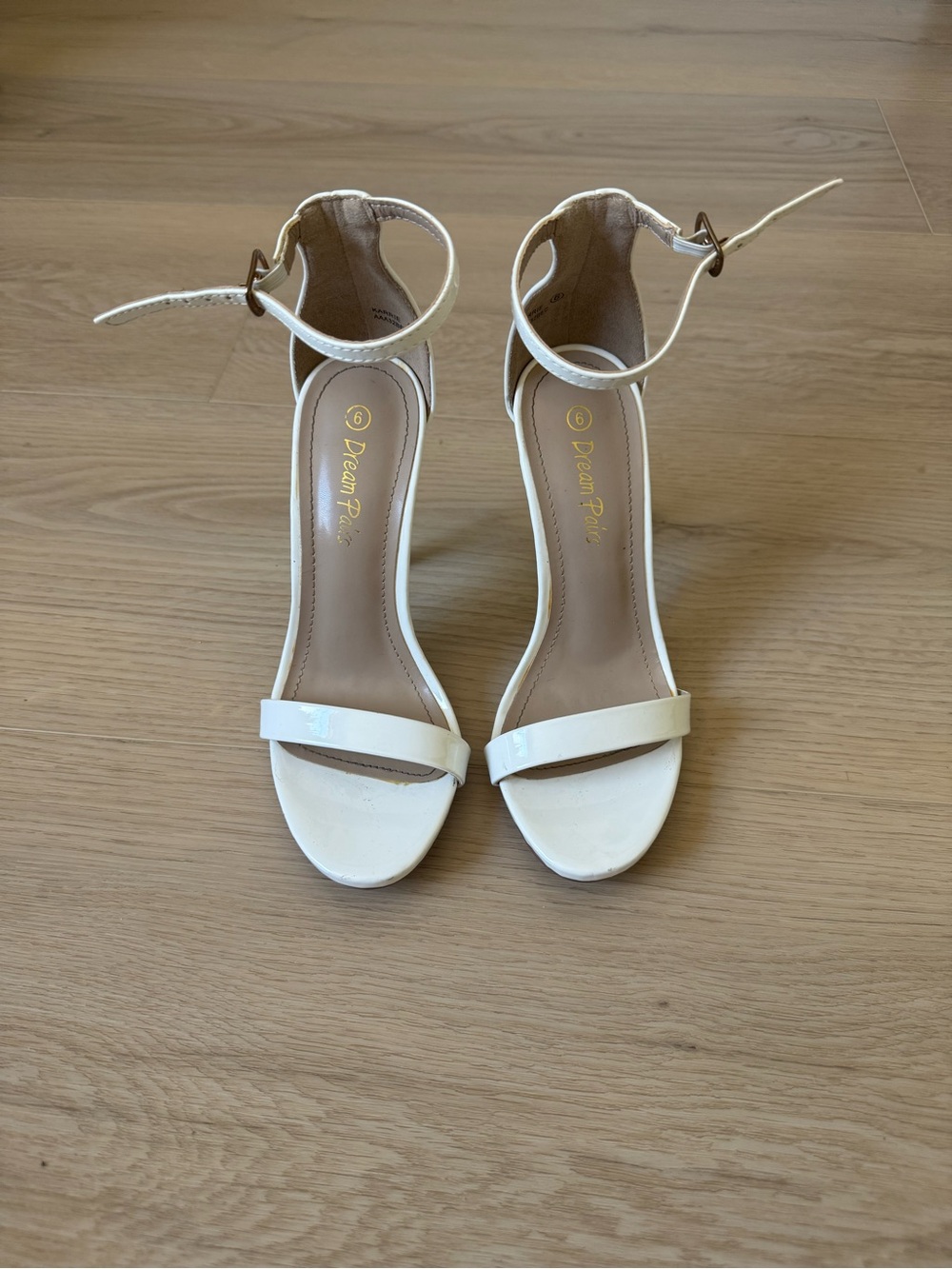 Dream Pairs Ivory Ankle-Strap Block Heel Sandals